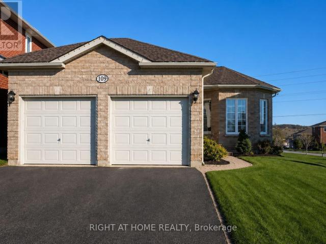apartment at LOWER 109 LIVIA HERMAN WAY, Barrie, Ontario, L4M7K5