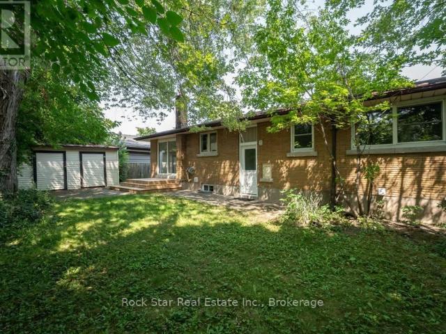 apartment at LOWER 10 CULLEN DRIVE, St. Catharines, Ontario, L2T3H1
