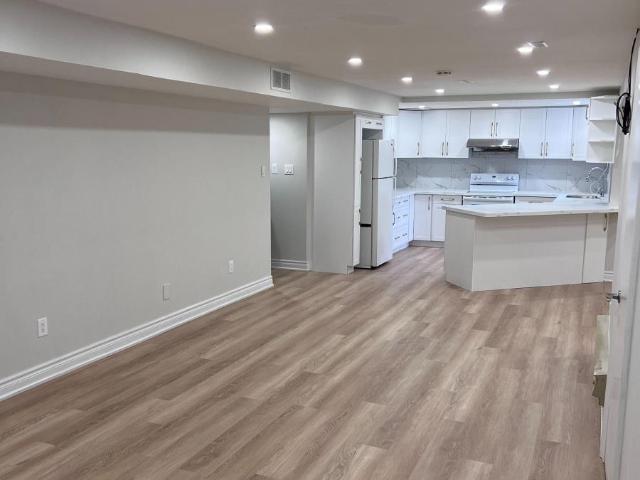 apartment at LOWER 118 BECKENRIDGE DRIVE, Markham, Ontario, L3S3B2