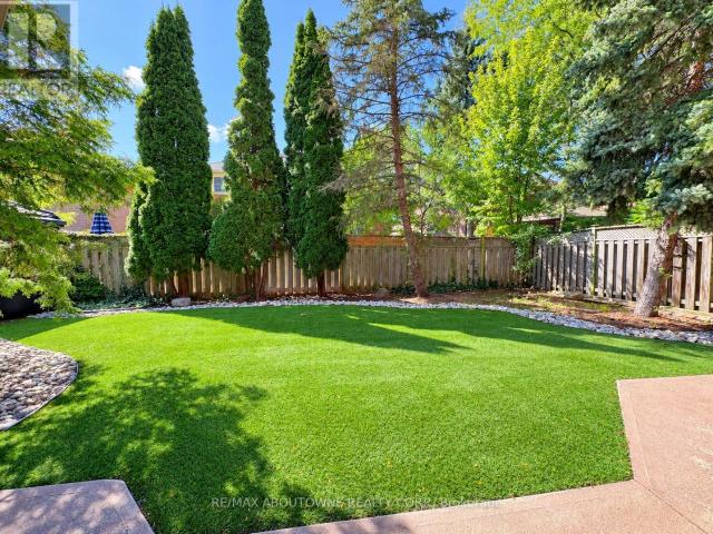 apartment at LOWER 1374 HERITAGE WAY, Oakville, Ontario, L6M3C9