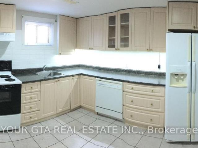 apartment at LOWER 147 BONHAM BLVD BOULEVARD, Mississauga, Ontario, L5M1C9