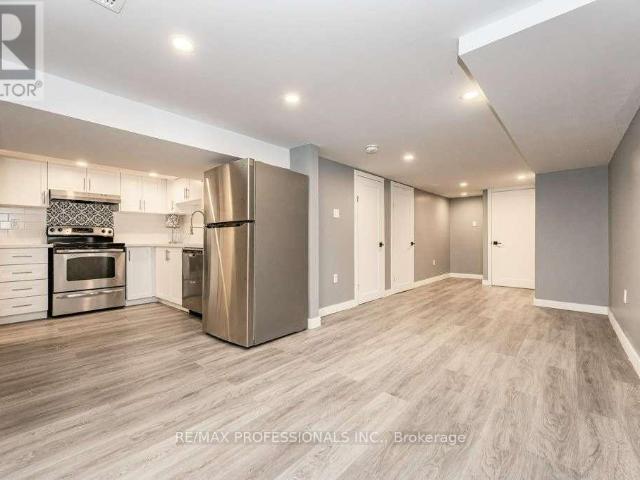 apartment at LOWER 15 WEXFORD AVENUE N, Hamilton, Ontario, L8H4M2