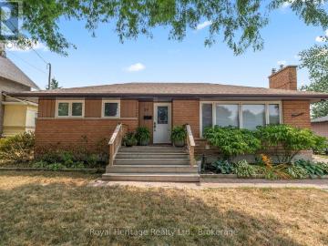 apartment at LOWER 19 KAWARTHA DRIVE, Kawartha Lakes, Ontario, K9V1A6