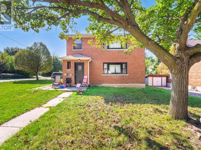 apartment at LOWER 21 BEVERLEY STREET, Waterloo, Ontario, N2L2H5