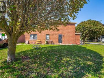 apartment at LOWER 21 BEVERLEY STREET, Waterloo, Ontario, N2L2H5