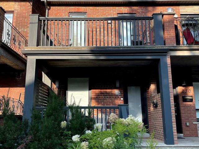 apartment at LOWER – 228 MONTOSE AVENUE