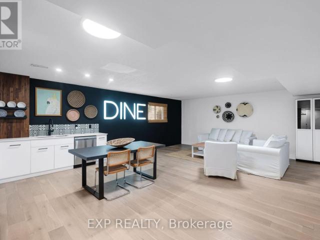 apartment at LOWER 256 OLD MOSLEY STREET, Wasaga Beach, Ontario, L9Z2J2