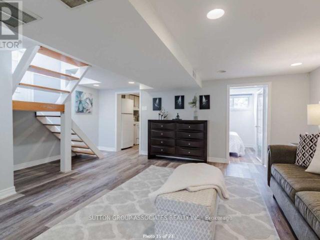 apartment at LOWER 33 HAGAR AVENUE, Toronto, Ontario, M6N3V1
