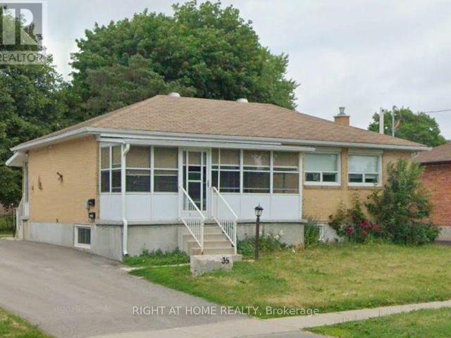 apartment at LOWER 35 OAK STREET, Barrie, Ontario, L4M3V3