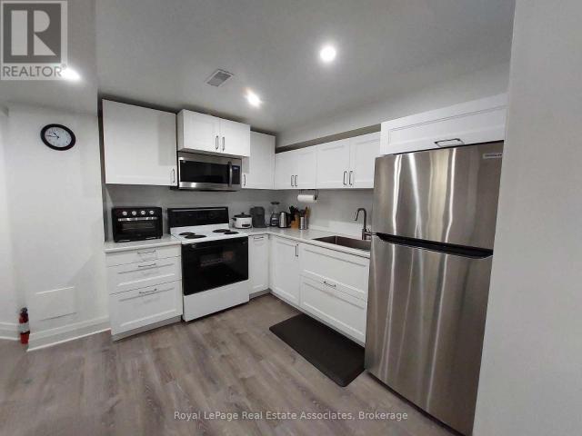 apartment at LOWER 7 MARIA STREET, St. Catharines, Ontario, L2S3Y3