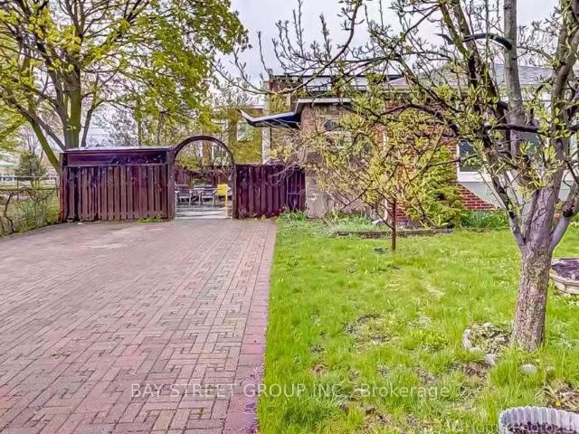 apartment at LOWER 497 LYNETT CRESCENT, Richmond Hill, Ontario, L4C2V8