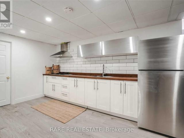 apartment at LOWER 6133 DUFORD DRIVE, Mississauga, Ontario, L5V1A6