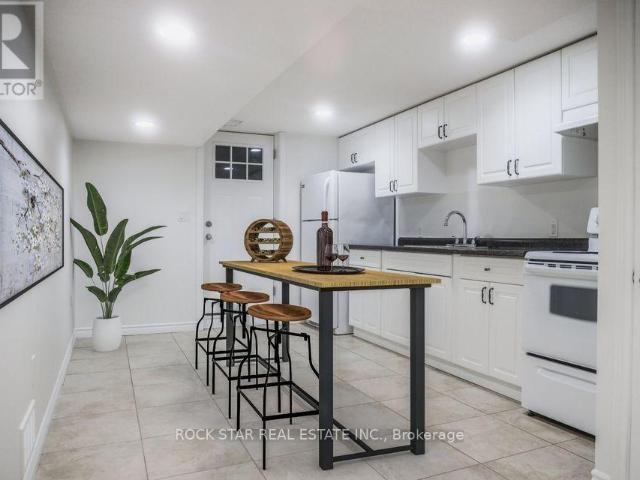 apartment at LOWER – 790 STONE CHURCH ROAD E