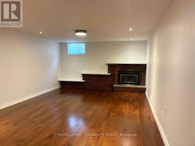 apartment at LOWER 896 FOURTH STREET, Mississauga, Ontario, L5E1J6