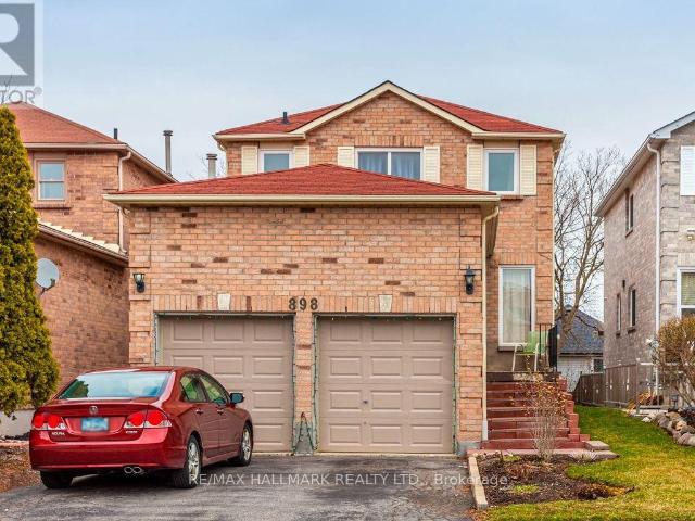 apartment at LOWER – 898 RAMBLEBERRY AVENUE