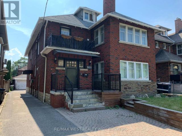 apartment at LOWER 900 AVENUE ROAD, Toronto, Ontario, M5P2K6
