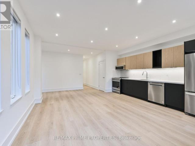 apartment at LOWER 995 DUFFERIN STREET, Toronto, Ontario, M6H4B2