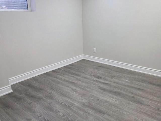 apartment at LOWER FLOOR 420 WINFIELD TERRACE, Mississauga, Ontario, L5R1P2