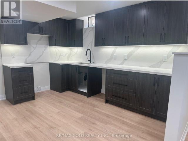 apartment at LOWER LEVEL 18 HULLEN CRESCENT, Toronto, Ontario, M9W7C1