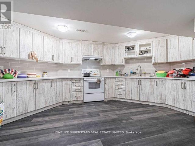 apartment at LOWER LEVEL LEGAL APT. 75 PARKSIDE DRIVE, Brampton, Ontario, L6Y3A2