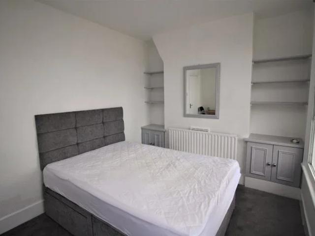 Apartment at Long Lane, City of London