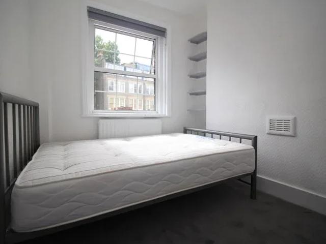 Apartment at Long Lane, City of London