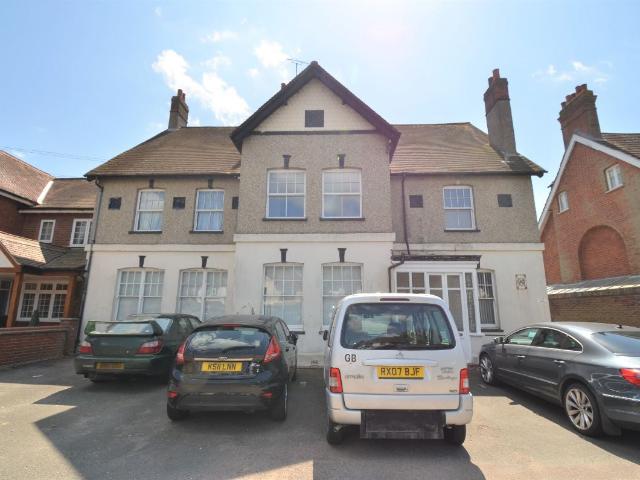 Apartment at London Road, Brentwood