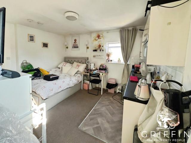 Apartment at London Road, Grays
