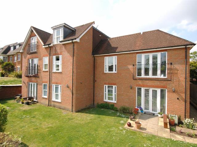Apartment at London Road, Surrey Heath