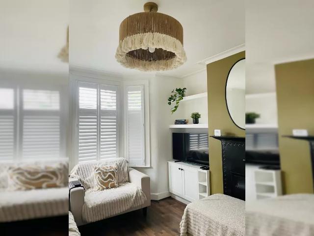 Apartment at Townsend Road, Borough of Spelthorne