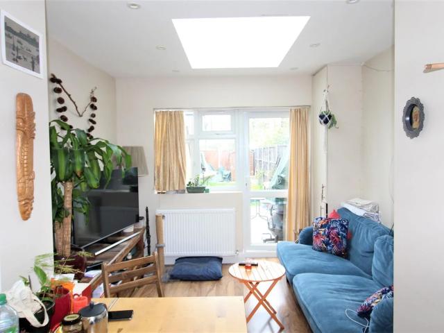 Apartment at Lausanne Road, Greater London
