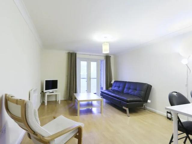 Apartment at Lawn Lane, Dacorum