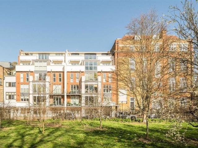 Apartment at Lawn Lane, Greater London