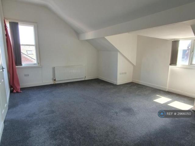 Apartment at Lawn Road, Doncaster