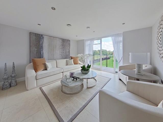 Apartment at Lancaster House Marlborough Drive, Bushey, Hertfordshire, WD23