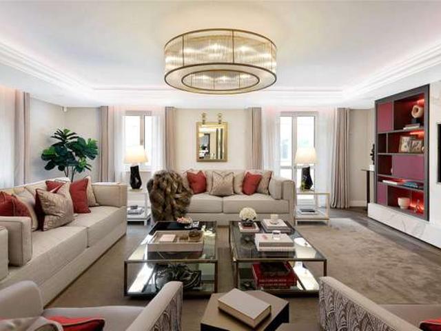 Apartment at Lancelot Place, City of Westminster