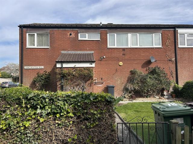 Apartment at Lanchester Way, Smith's Wood