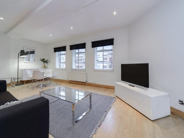 Apartment at Langley Court, City of Westminster
