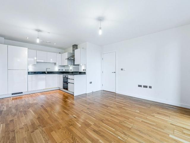 Apartment at Larkwood Avenue, Greater London