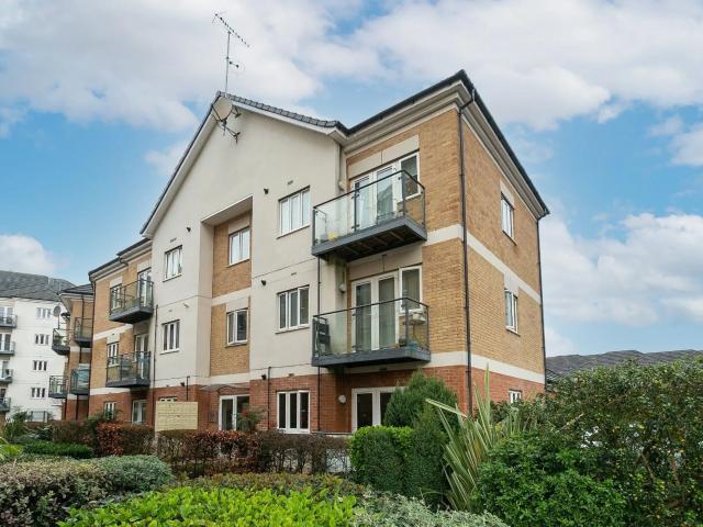 Apartment at Ley Farm Close, Watford