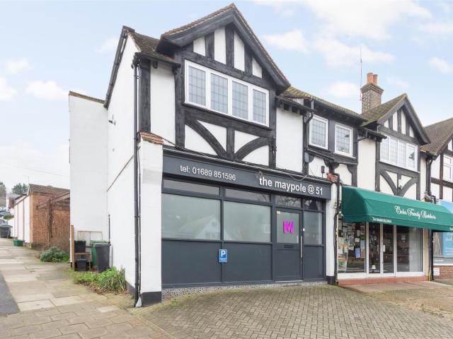 Apartment at Lezayre Road, Greater London