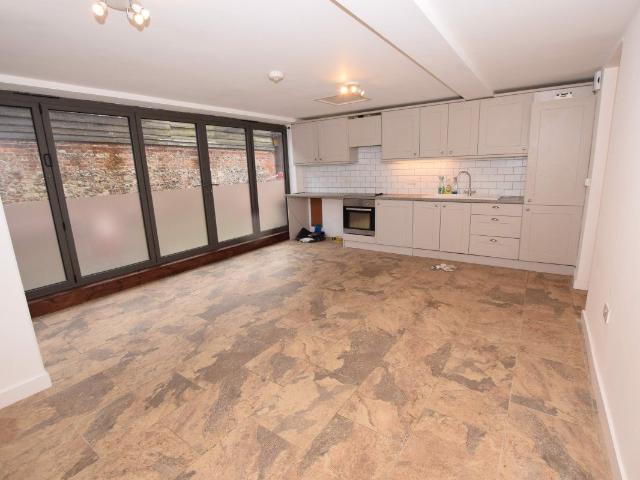 Apartment at Lenten Street, East Hampshire
