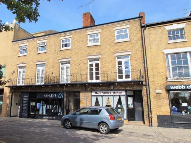 Apartment at Little Elborow Street, Rugby