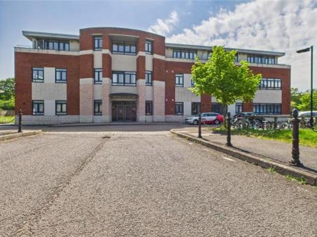 Apartment at Lime Tree Way, Basingstoke and Deane