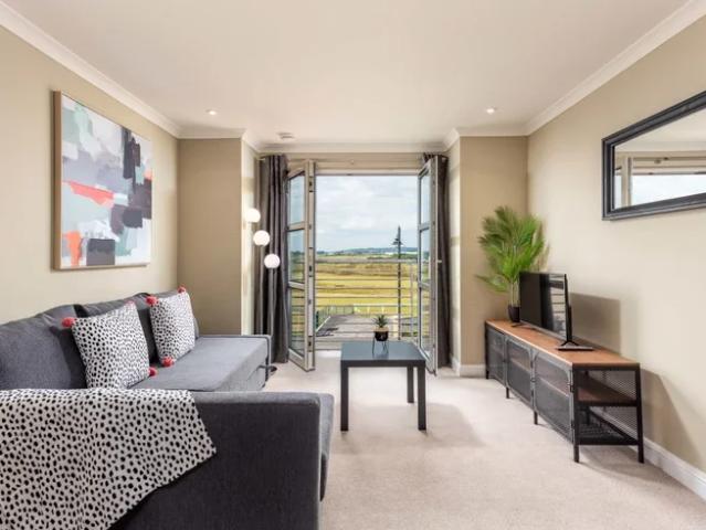 Apartment at Links Road, Prestwick
