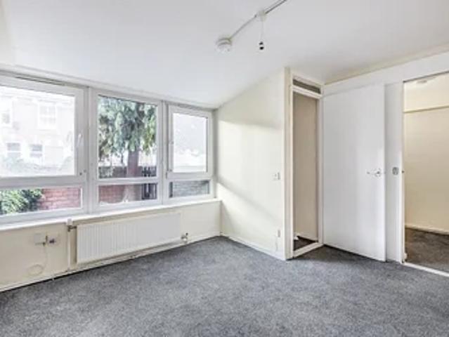 Apartment at Lugard Road, Greater London