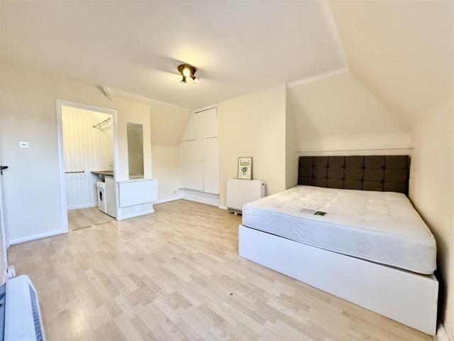Apartment at Lyttleton Road, Greater London