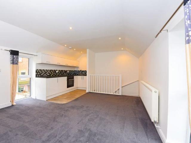 Apartment at Lynchford Road, Rushmoor