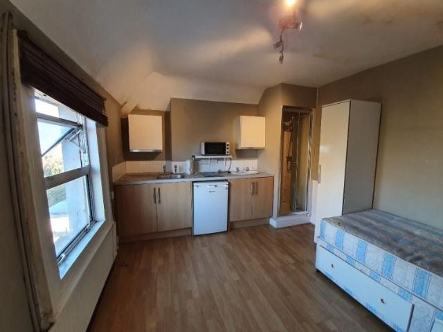 Apartment at Lynton Road, Greater London