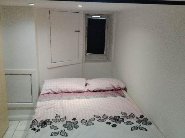 Apartment at Moundfield Road, Greater London